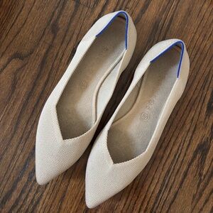 Rothy’s Ecru pointed toe flats size 11